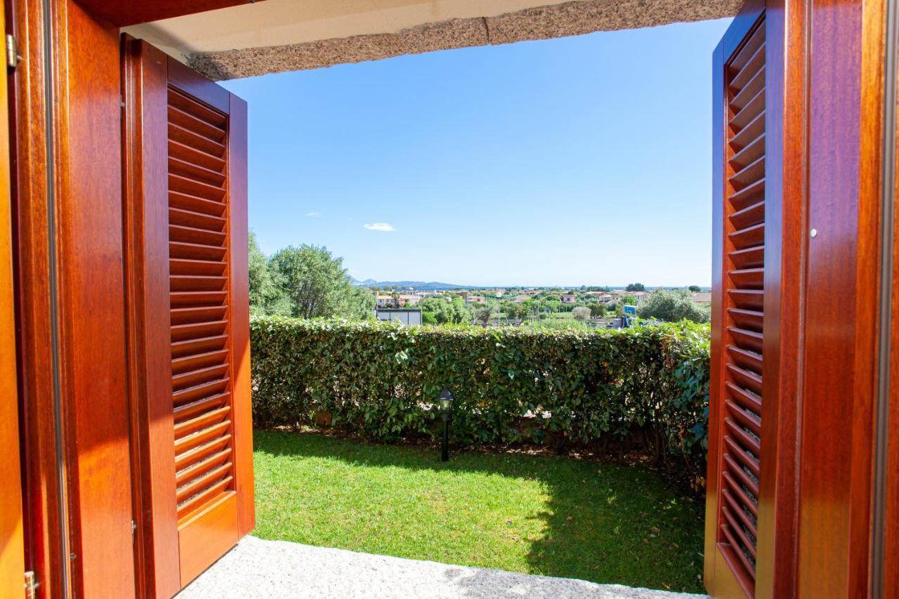 Appartamento Sole Mare Citai San Teodoro  Exterior photo