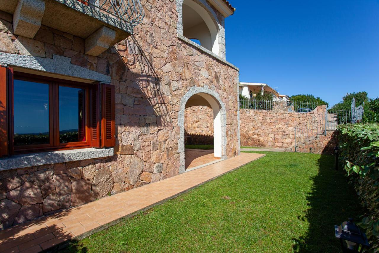 Appartamento Sole Mare Citai San Teodoro  Exterior photo