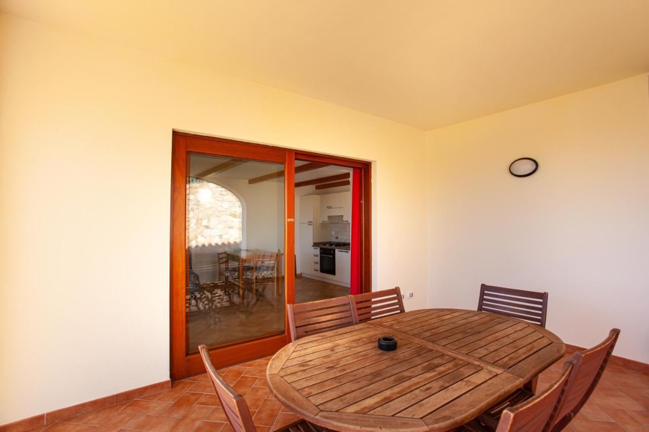 Appartamento Sole Mare Citai San Teodoro  Exterior photo