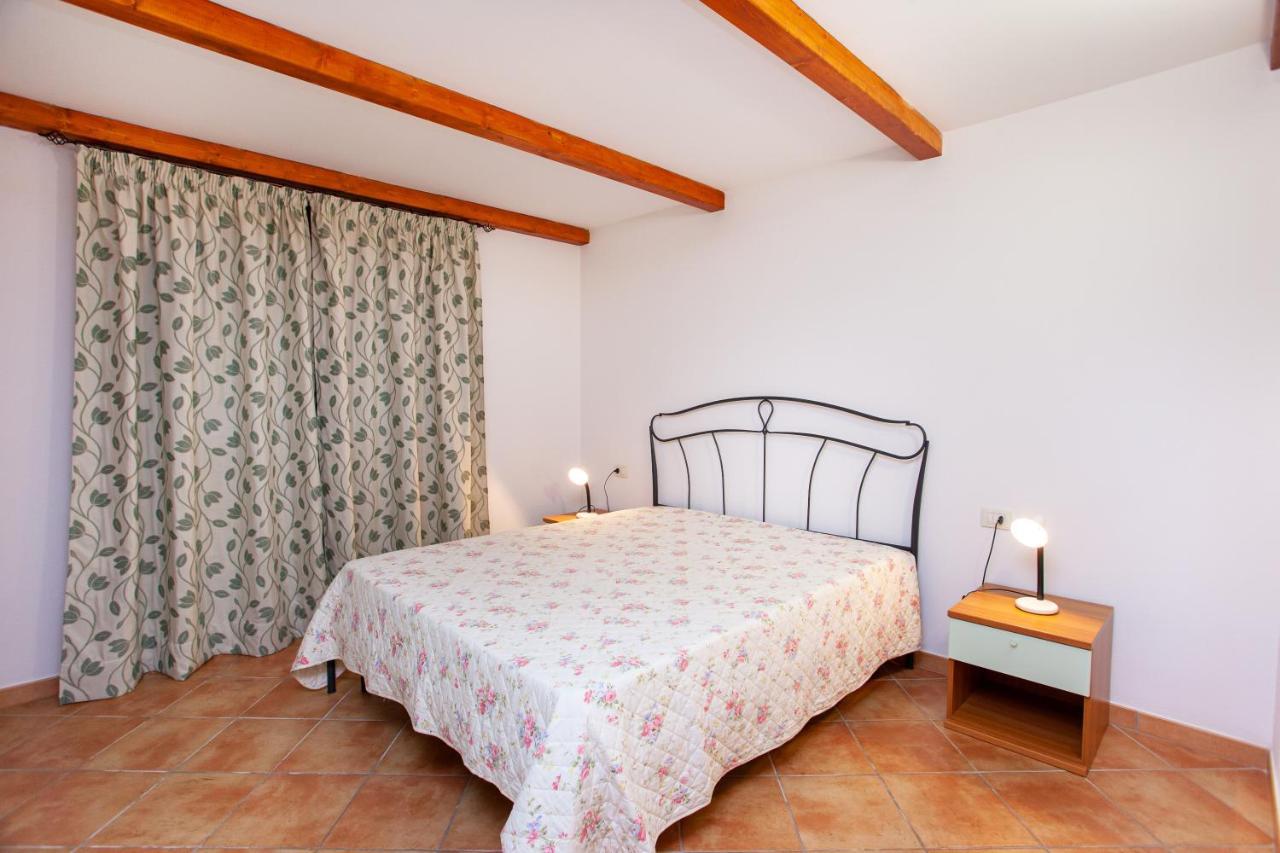 Appartamento Sole Mare Citai San Teodoro  Exterior photo